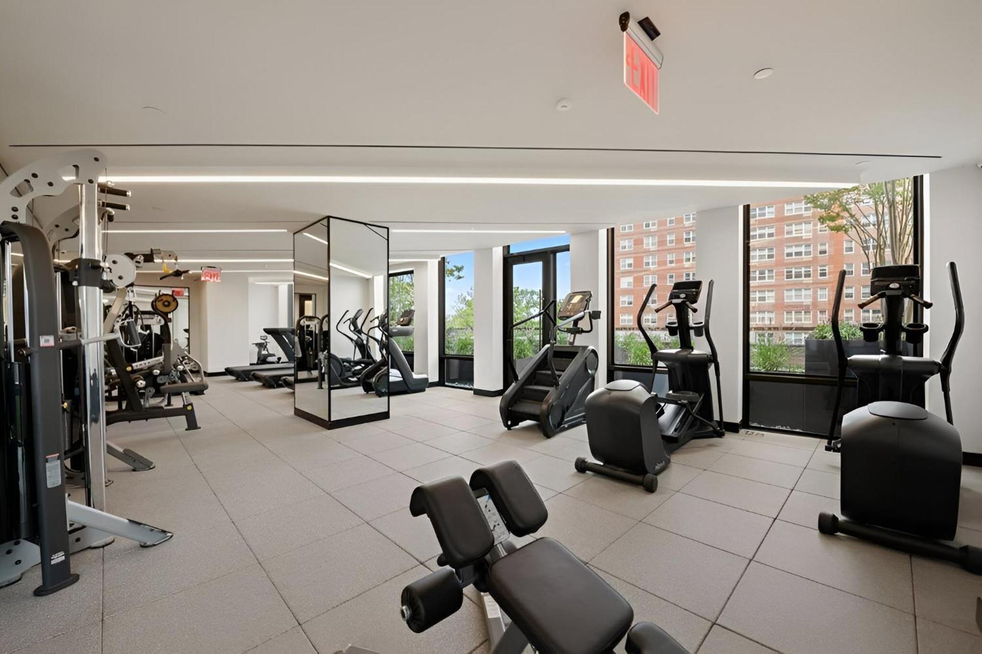 Posh Studio With Luxe Amenities In Prime Location! Apartment New York Luaran gambar